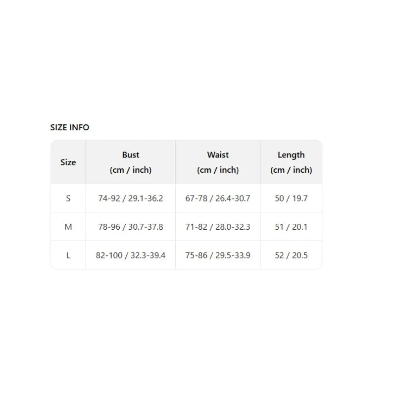 Top corto de satén beige con cuello halter