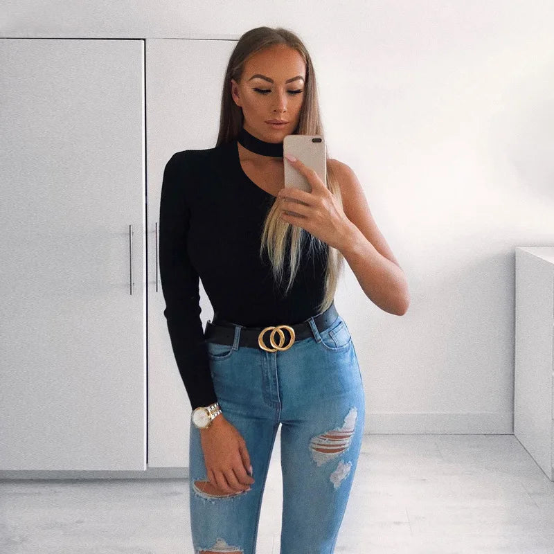 Body de un hombro con cuello halter estético